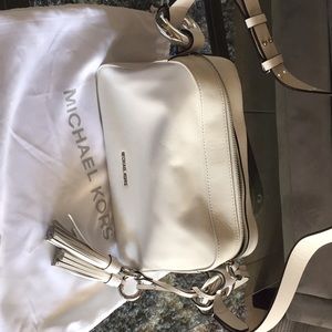 NWT!  Michael Kors off-white shoulder bag.